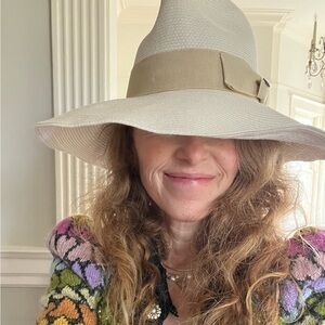 Capogiro Atelier hat. Made in Italy. NWOT